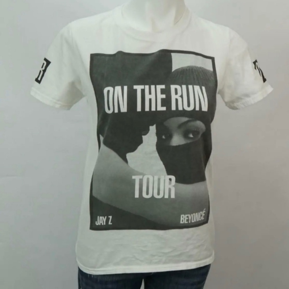 Jay Z and Beyonce OTR 2014 Tee Small